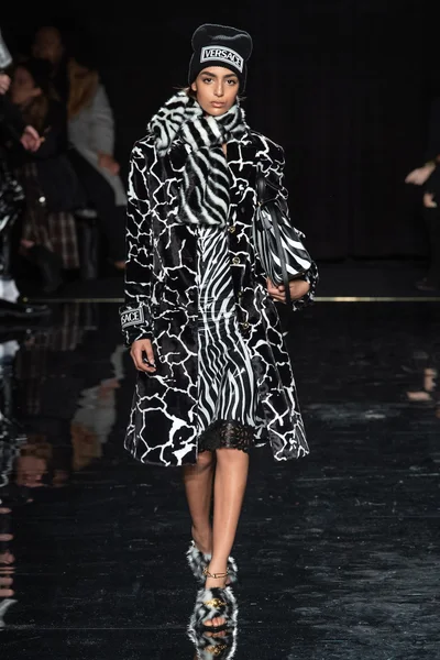 Look 20